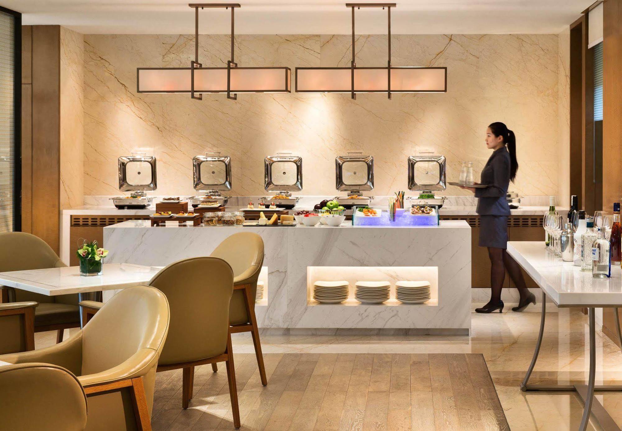 Hotel Courtyard By Marriott Zhengzhou East Extérieur photo